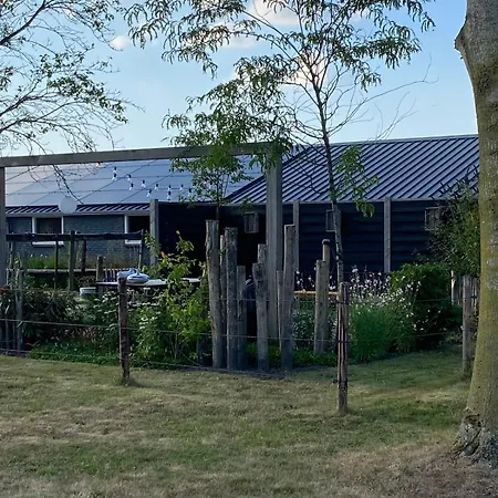 Slapen Bij Uppruna 4* Chaam