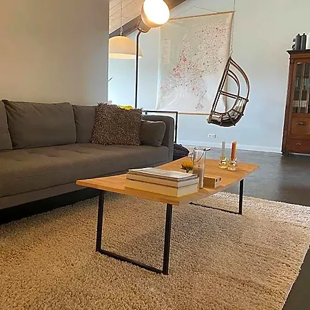 Гостевой дом Slapen Bij Uppruna