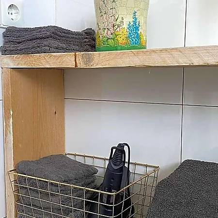 Slapen Bij Uppruna Гостевой дом