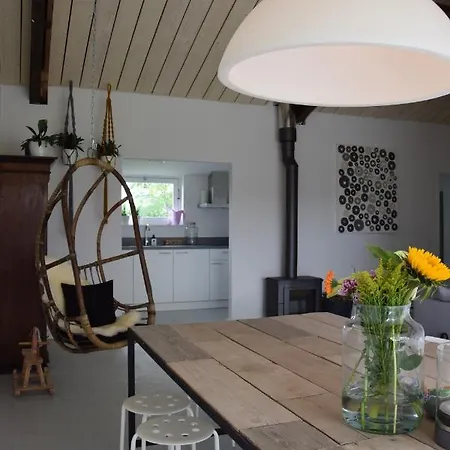 Slapen Bij Uppruna Гостевой дом 4*