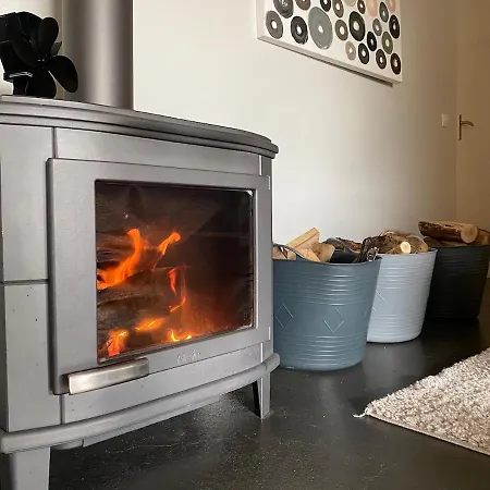 Πανσιόν Slapen Bij Uppruna 4*