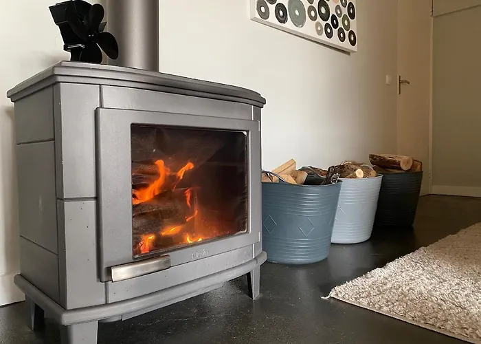 Πανσιόν Slapen Bij Uppruna 4*