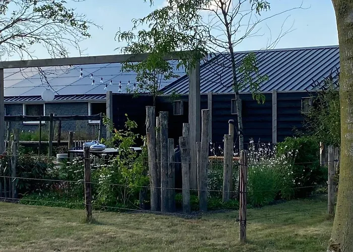 Slapen Bij Uppruna 4* Chaam